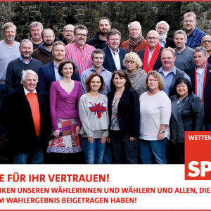 Die KandidatInnen auf Burg Gleiberg. Darunter der Schriftzug: Danke für Ihr Vertrauen! Wir danken unseren Wählerinnen und Wählern und allen, die zu unserem Wahlergebnis beigetragen haben!